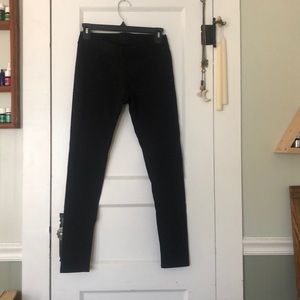 Pact Organic Leggings Medium